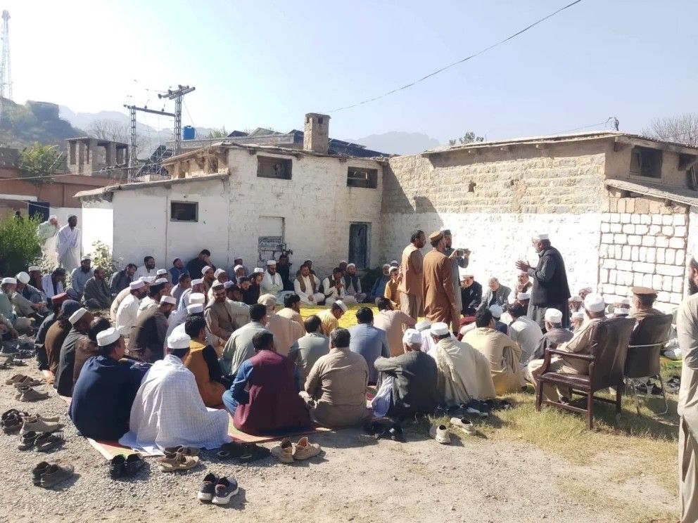 شماری از تاجران ایالت خیبر پختونخوا خواستار بازگشایی گذرگاه تورخم شدند