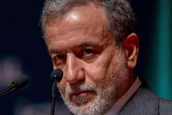 عراقچی: توافق بدون غنیسازی را نمیپذیریم