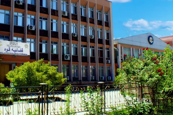 Taliban Enforces Public Flogging For Six In Logar For Extramarital Relations