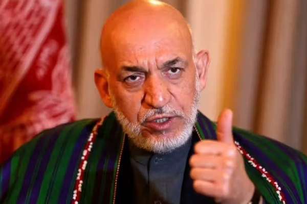 حامد کرزی: بازگشایی مکاتب و دانشگاهها بهروی دختران برای کاهش مرگومیر کودکان حیاتی است