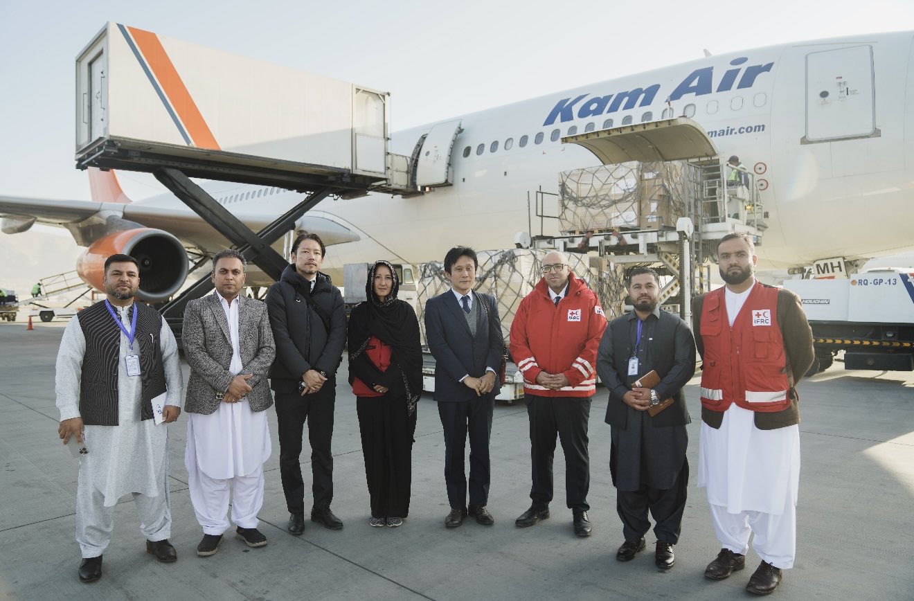 کمک‌های جاپان برای زلزله‌زدگان شمال افغانستان به کابل رسید