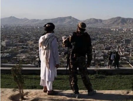 طالبان هشت نفر را در دو ولایت در ملاء عام شلاق زد