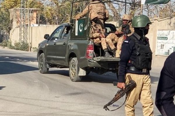 حمله انتحاری در پاکستان دستکم پنج کشته برجای گذاشت