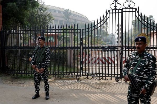 په هند کې د ال قاعده شبکې سره تړاو لرونکي شکمن کس له افغانستان سره اړیکه درلوده