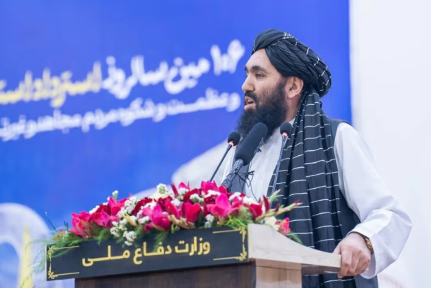 نائب وزير الداخلية في حركة طالبان: لا أحد يريد أن يحلّ مكان زعيم الحركة