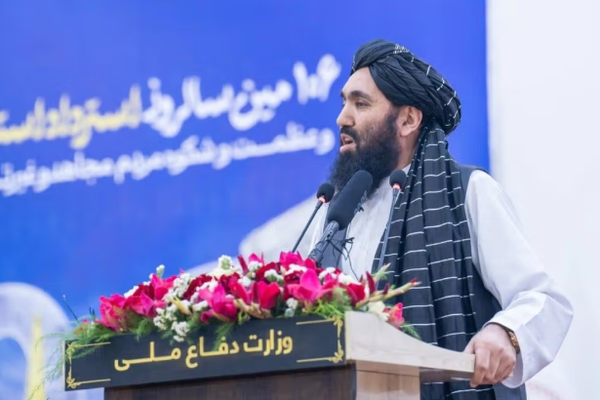 نائب وزير الداخلية في حركة طالبان: لا أحد يريد أن يحلّ مكان زعيم الحركة