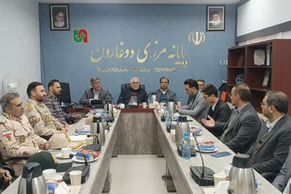 د طالبانو ګمرکونو کې د ستونزو له امله له ۱۲ زرو ډېر ایراني موټر افغانستان کې پاتې دي