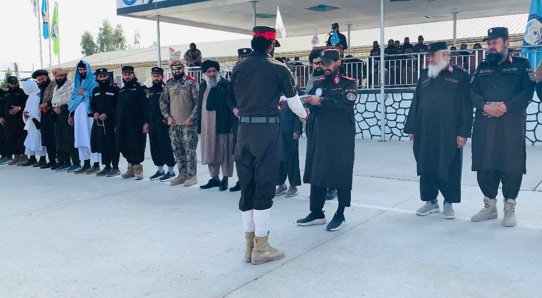 طالبانو له خپلو نظامیانو غوښتي چې له خلکو سره په نرمۍ چلند وکړي