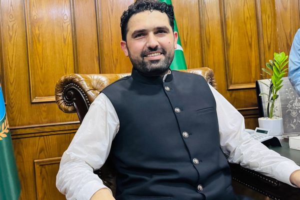 سهیل اپریدی وايي د پښتون ژغورنې غورځنګ د غړو نیوونکي د پښتنو د امن دښمنان دي