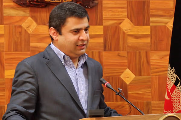 فضلي: د افغان زدهکوونکو زدهکړه او راتلونکی د طالبانو له خنډ سره مخ دی