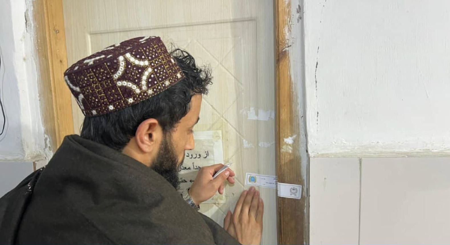 طالبانو په بلخ کې ۴۹ درملتونونه او روغتیايي مرکزونه تړلي