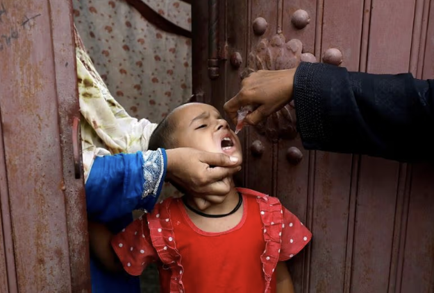 باكستان تسجل 42 حالة إصابة بفيروس شلل الأطفال