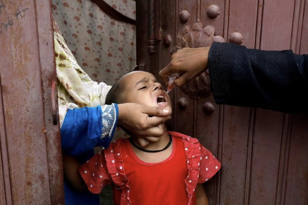 باكستان تسجل 42 حالة إصابة بفيروس شلل الأطفال