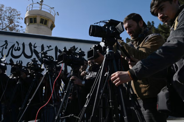 مراسلون بلا حدود: اعتقالات طالبان للصحفيين تهدد حرية الصحافة في أفغانستان