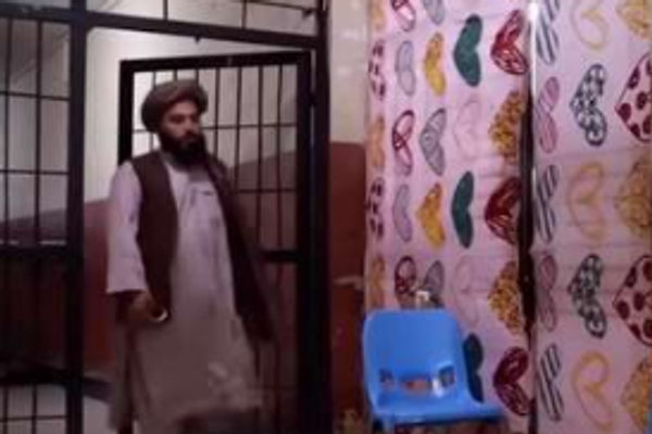 سجناء سابقون يروون ظروفاً صعبة داخل سجن هرات
