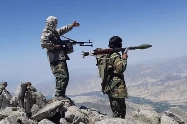 ازادۍ جبهه: په تخار کې مو د طالبانو د استخباراتو پر ادارې راکټي برید کړی