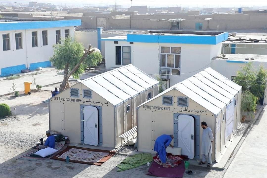 اتحادیه اروپا: از کاهش مصرف مواد مخدر و درمان معتادان در افغانستان حمایت می‌کنیم