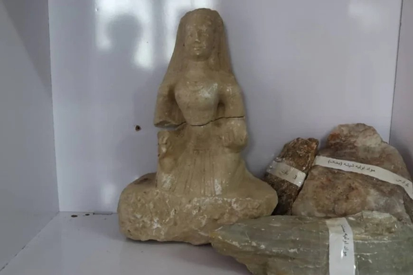 طالبان وایي په کاپیسا کې یې یوه لرغونې ډبرینه مجسمه کشف کړې ده