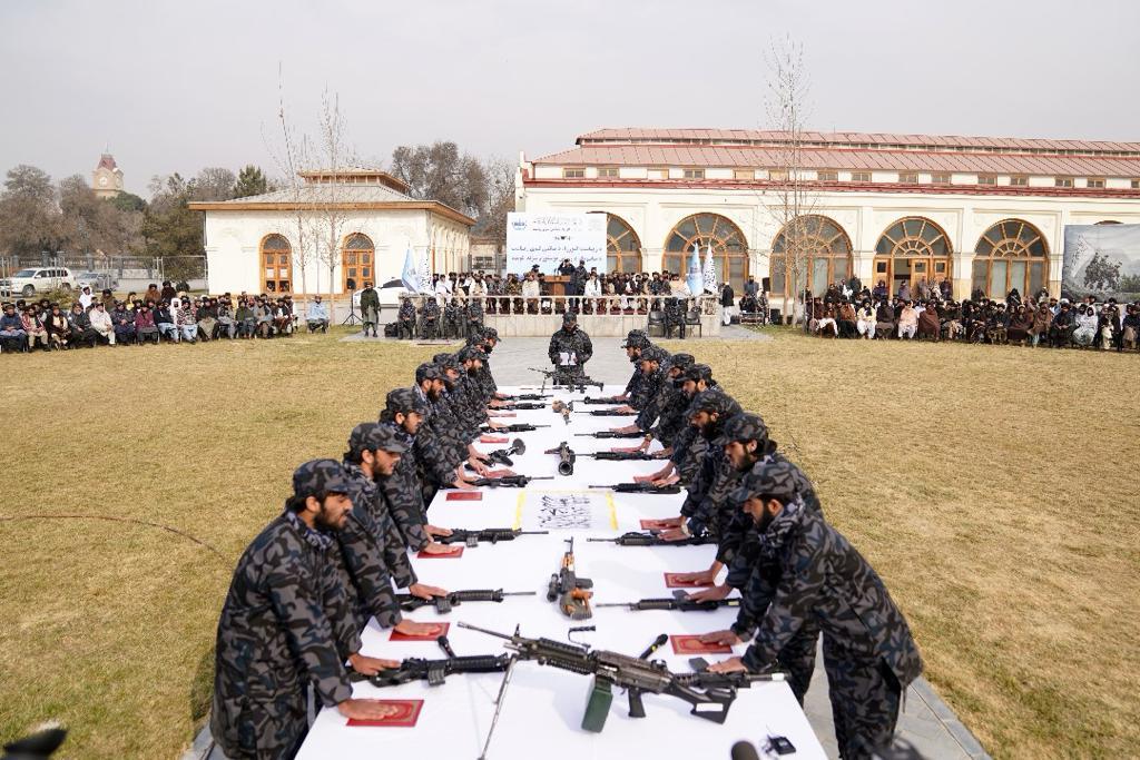 د طالبانو د  ریس الوزرا د دفتر د بشري سرچینو مشر وايي د «جهاد» په زور واکمن شوي 