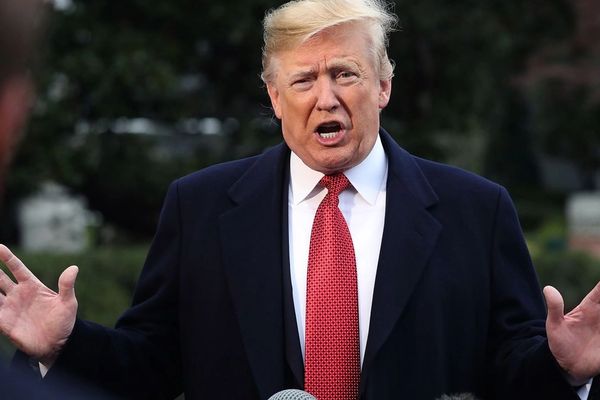 ټرمپ وايي، امریکا به د «درېیمې نړۍ هېوادونو» پر مخ د کډوالۍ دروازه د تل لپاره وتړي