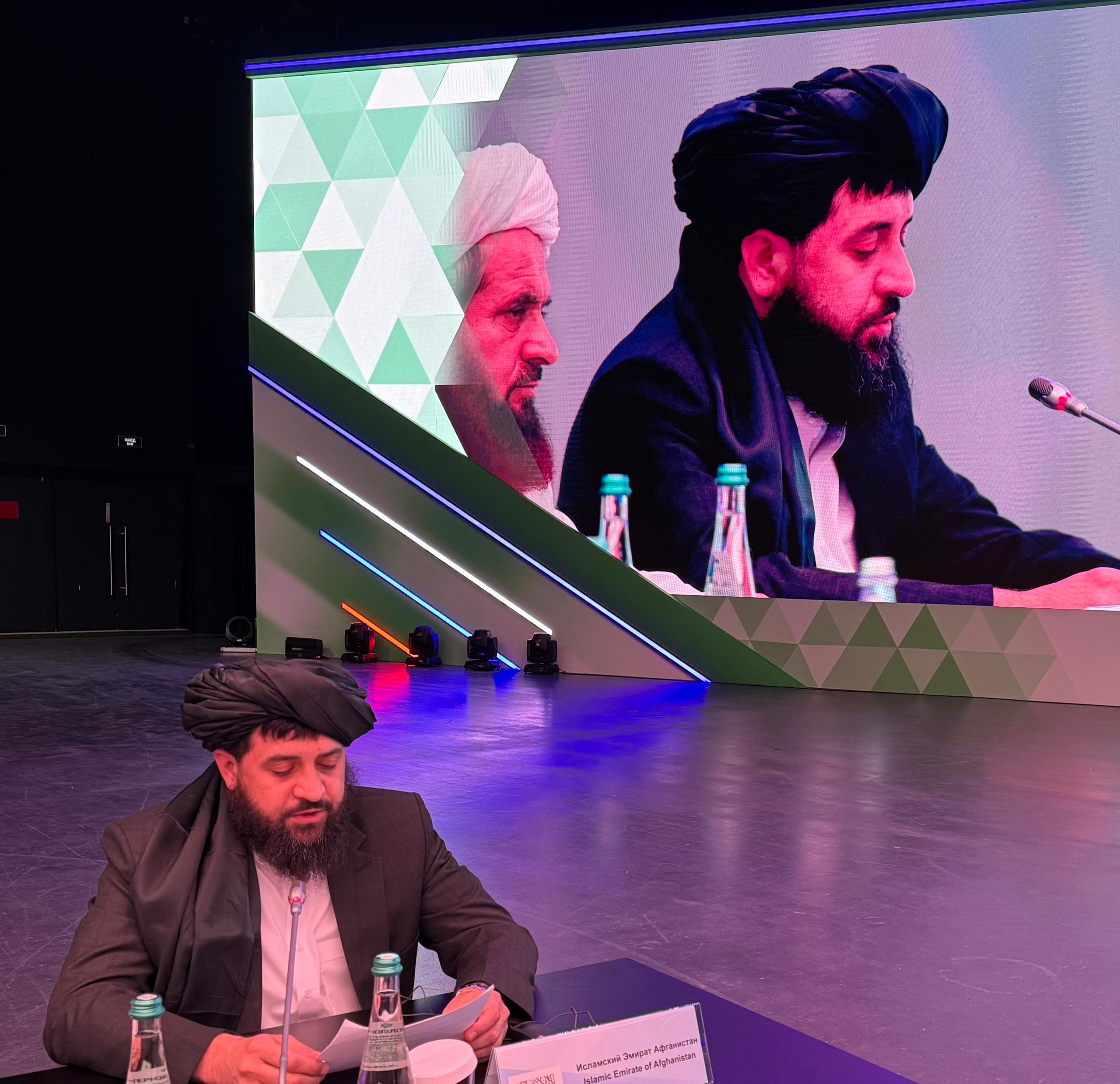 وزیر دفاع طالبان در ر‌وسیه: سیستم دفاعی مسلکی می‌خواهیم