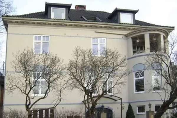 Afghans in Norway Criticise Country's Decision to Close Afghan Embassy