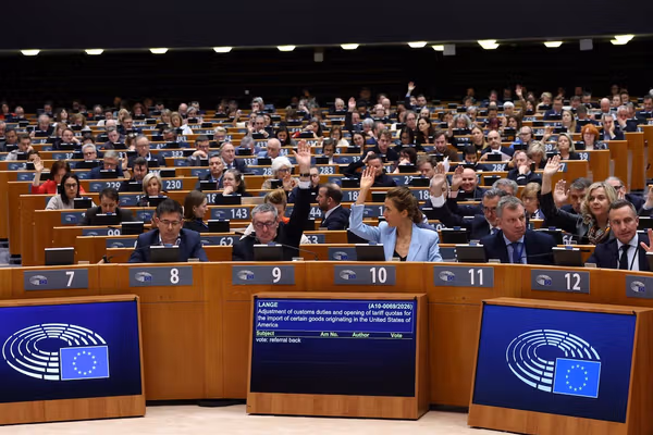 کارزاری برای اعلام گروه طالبان بهعنوان سازمان تروریستی در اروپا راهاندازی شد