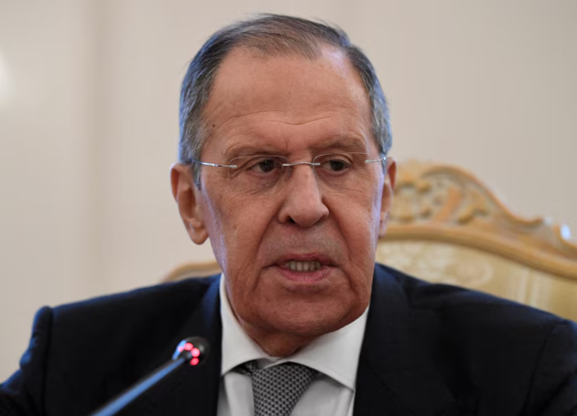 لاوروف‌ می‌گوید اگر اوکراین از پیوستن به ناتو دست بردارد، صلح ممکن می‌شود