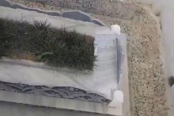 واکنش خانواده یما سیاوش به تخریب سنگ قبرش: یادگار یما سنگ مزارش نیست آرمانش براى آزادى است