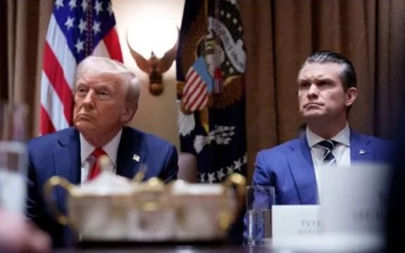 د امریکا دفاع وزیر: له افغانستان څخه د بایدڼ ادارې د «ناکامه وتلو» په تړاو څېړنې کوو