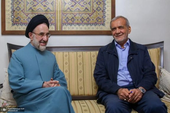 مسعود پزشکیان در کنار محمد خاتمی