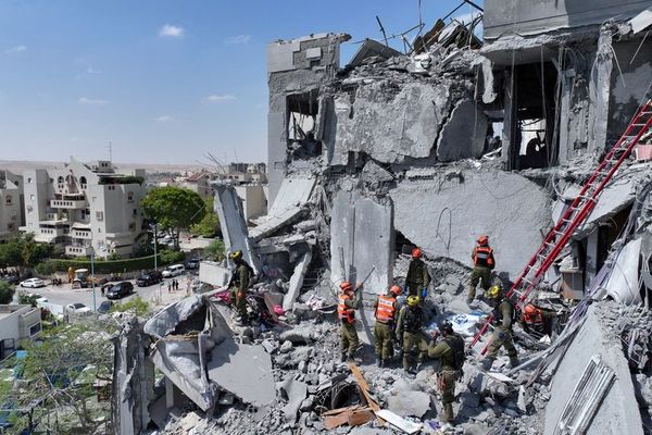 ايران وايي له اسراییل سره د ۱۲ ورځنۍ جګړې په ترڅ کې یې ۲۱ زره مشکوک کسان نيولي