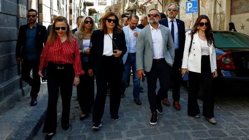 د امریکا د کانګرس غړي د بشارالاسد حکومت له نسکوریدو وروسته په لومړي ځل سوریې ته تللي