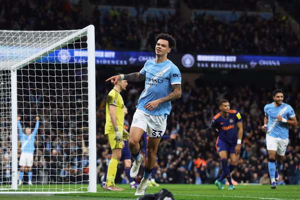 منچسترسیتی با شکست نیوکاسل فاصله دو امتیازی خود را با آرسنال حفظ کرد