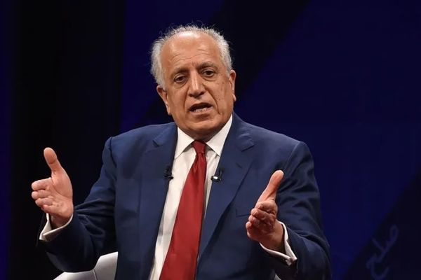خلیلزاد: ایران باید د کډوالو د اېستلو بهیر ورو کړي، ترڅو د ګډوډۍ مخه ونیول شي