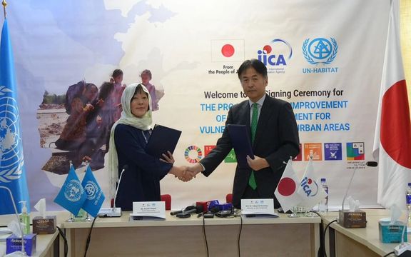 پخواني ولسمشر کرزي له افغانستان سره د جاپان د څه باندې اوه میلیونه ډالرو مرستې هرکلی کړی