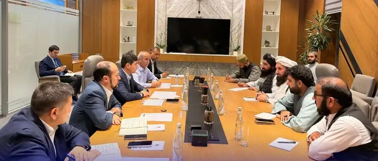 وفد من طالبان يبحث في أوزبكستان مشكلات مشروع غاز "طوطي ميدان"