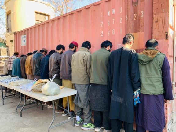 طالبانو په ننګرهار کې ۳۰ کسان د نشهيي توکو د پلور او قاچاق په تور نیولي دي