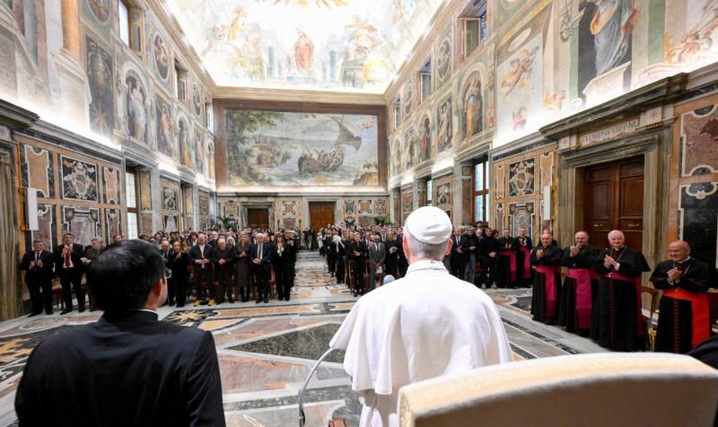 پاپ لئو در دیدار با ستارگان هالیوود: هنر سینما در حال افول است