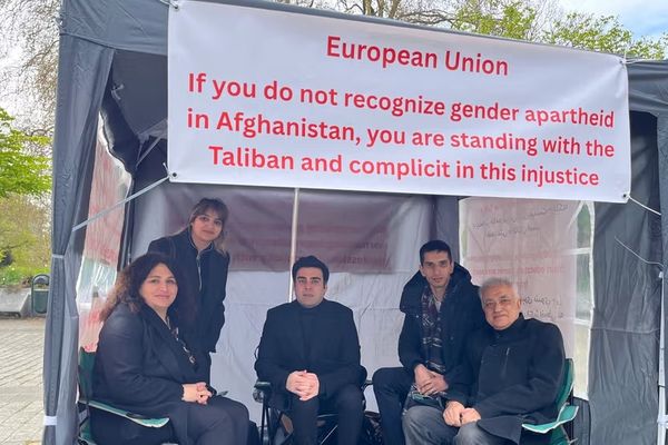 بکتاش سیاوش: اروپا دې جنسیتي اپارتاید په رسمیت وپېژني