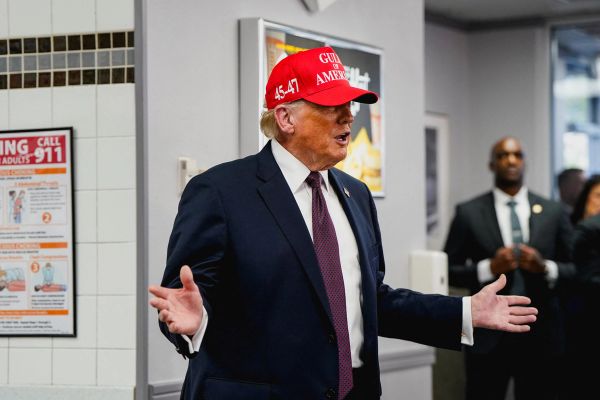 أميركا تؤكد دعمها لحق باكستان في الدفاع عن نفسها ضد طالبان