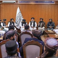 Taliban Honours Political Analysts For Backing Its Stance In Clash With Pakistan