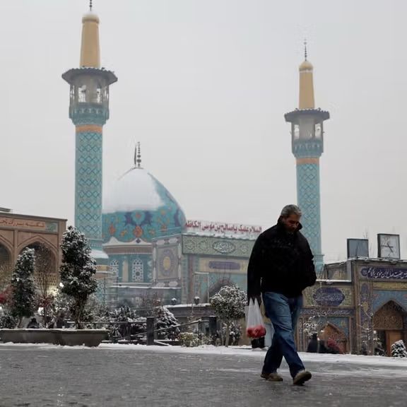 ګارډین: پر ایران برید به د دغه هېواد مشرتابه په نښه کړي