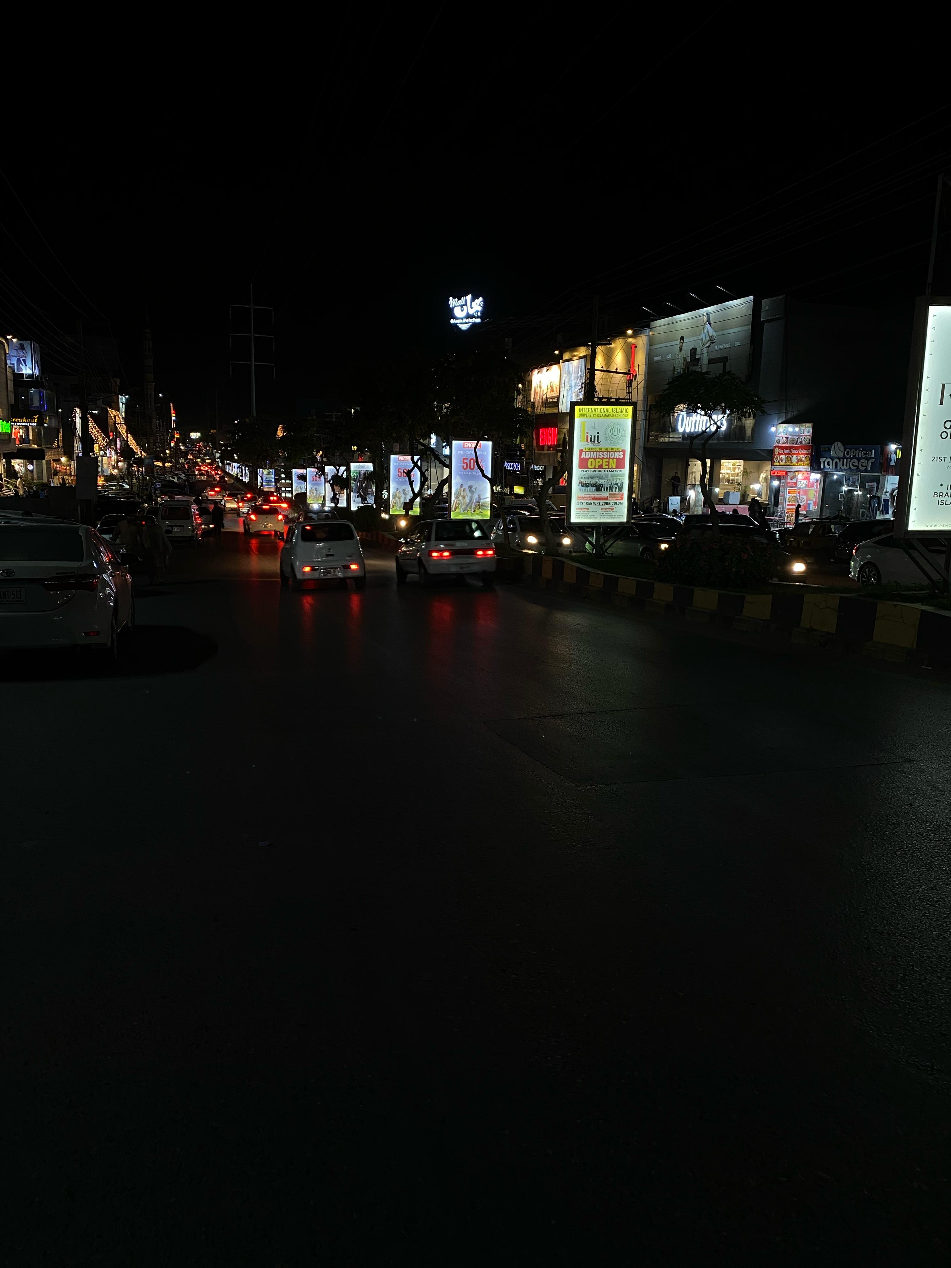 د جلا وطنو اختر؛ په پاکستان کې د جبري اېستلو له وېرې افغانو کورنیو د اختر تیاری نه دی کړی