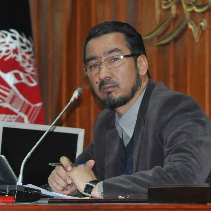 رئیس پیشین پارلمان خواستار پایان تبعیض و بی‌مهری در برابر زبان اوزبیکی در افغانستان شد