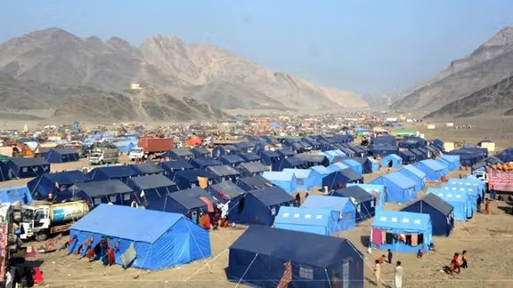 د ستنېدونکو کډوالو څپې؛ روان کال تر ۲مېلیونه ډېر کډوال افغانستان ته ستانه شوي