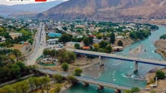 په بدخشان کې امو سيند ته د موټر پرېوتو له امله شپږ تنه مړه او څلور ټپيان شول