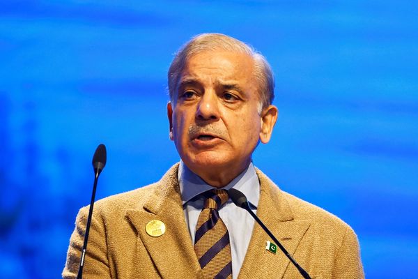 شهباز شریف: پاکستان له افغانستان سره سوله غواړي خو امنیتي اندېښنې شته