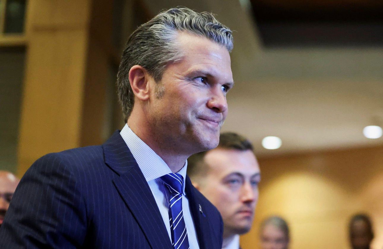 هېګسېت وایي امریکا له هند سره ۱۰ کلن دفاعي تړون لاسلیک کړ