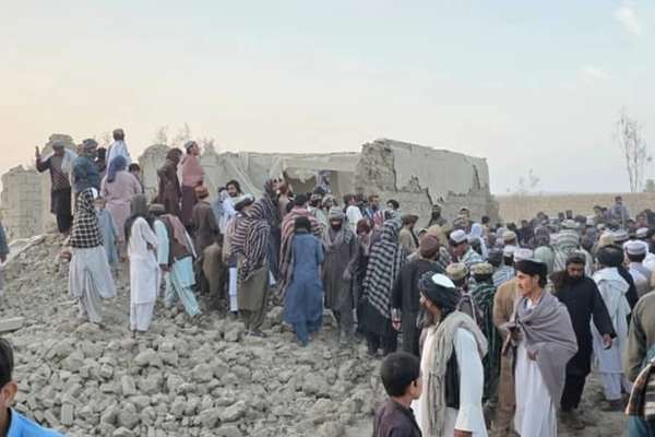 Pakistan Air Strikes Hit Kunar, Helmand; Taliban Says Nine Civilians Killed